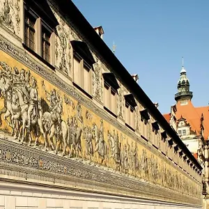  Apartment Las- Ruhig Aber Zentral Teilmobliert, Deutschland
