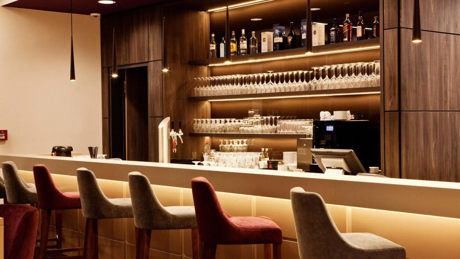 Hotel Hampton By Hilton Dortmund Phoenix See